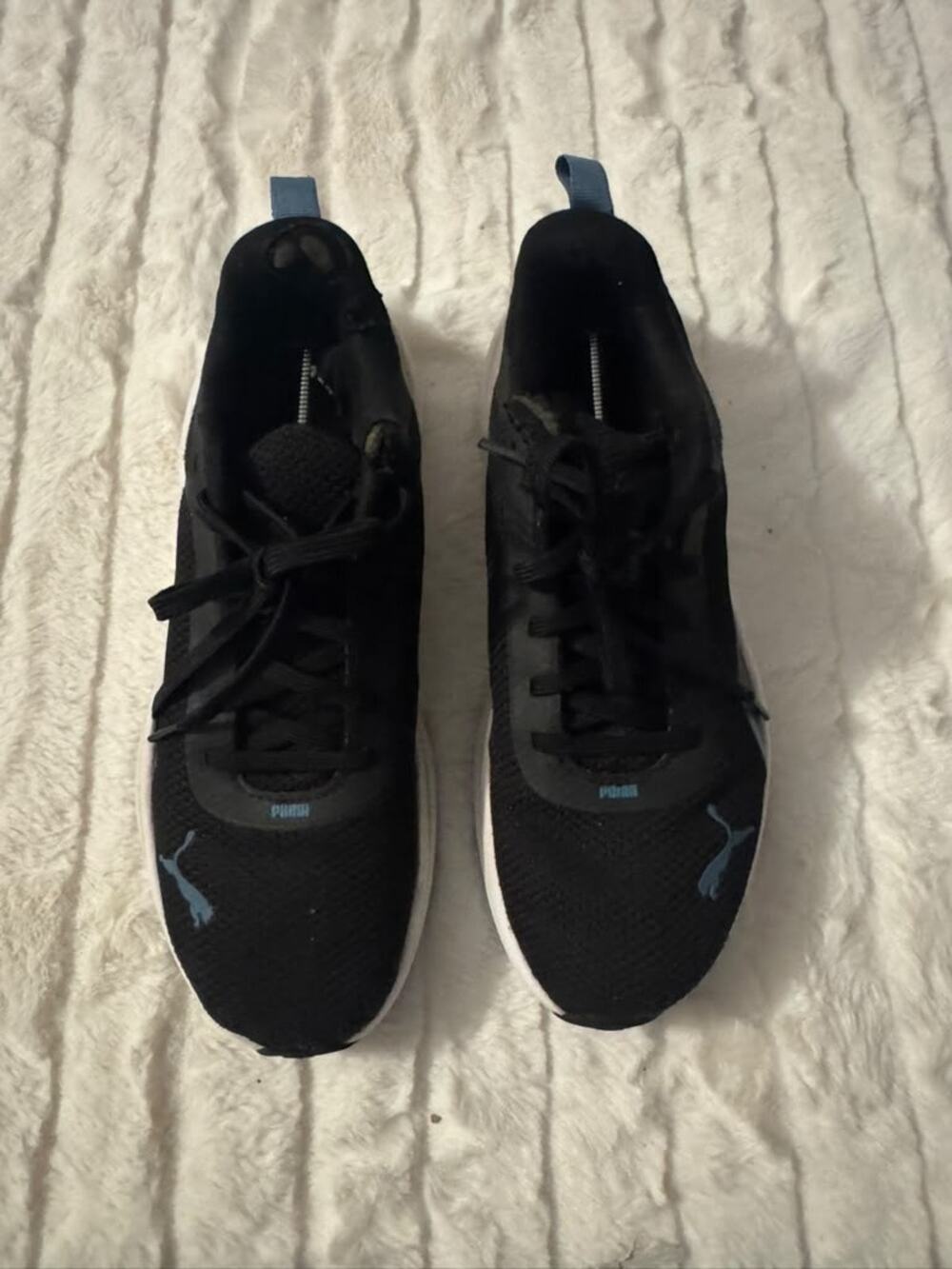 PUMA Men's Running Athletic Sneakers Black Blue Size 8.5 310677-04